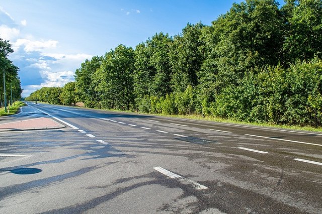 Из-за аномальной жары на свердловских трассах будут введены ограничения