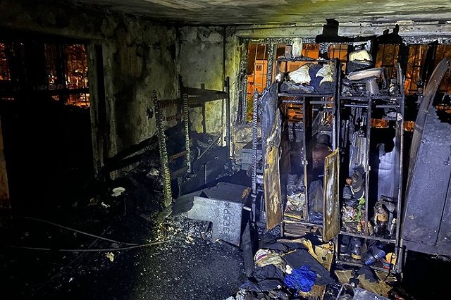 Восемь человек погибли в хостеле в Москве из-за решеток на окнах