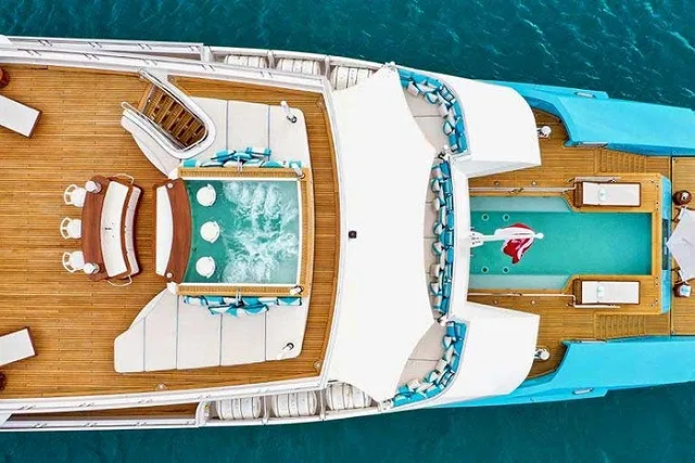 Выставленная на аукцион яхта Дмитрия Пумпянского вызвала ажиотаж