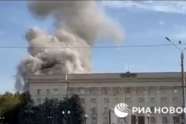 Рогов после обстрела Херсона призвал нанести удары по трем адресам в Киеве