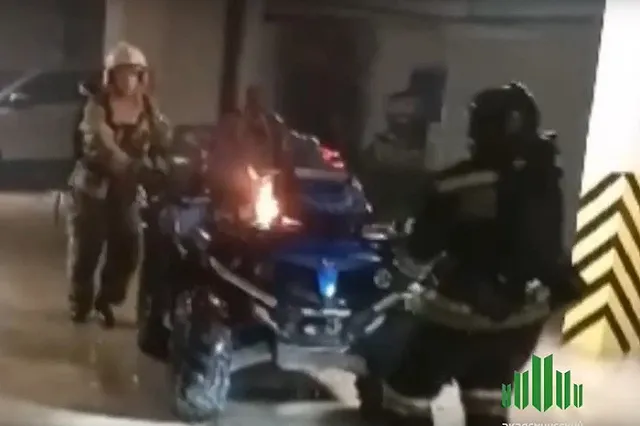 В Академическом в подземном паркинге загорелся квадроцикл