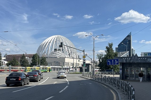 В Екатеринбурге изменили десять автобусных и троллейбусных маршрутов