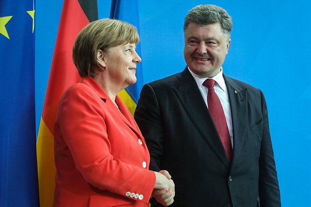 Порошенко насчитал на Украине 11 тысяч российских военнослужащих