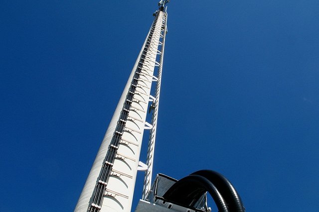 «ВымпелКом» выставил на продажу свои сотовые башни