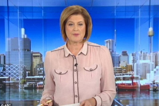 Американские телезрители нашли эротические узоры на блузке диктора