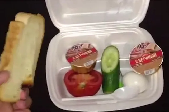 Полицейского из Уссурийска уволили за видео о скудном питании