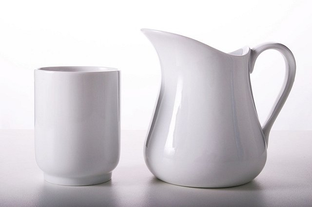 Россияне отказываются от кефира и йогурта ради более дешевых продуктов