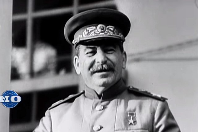 Федор Лукьянов: Новой внешней политикой России становится само выживание страны