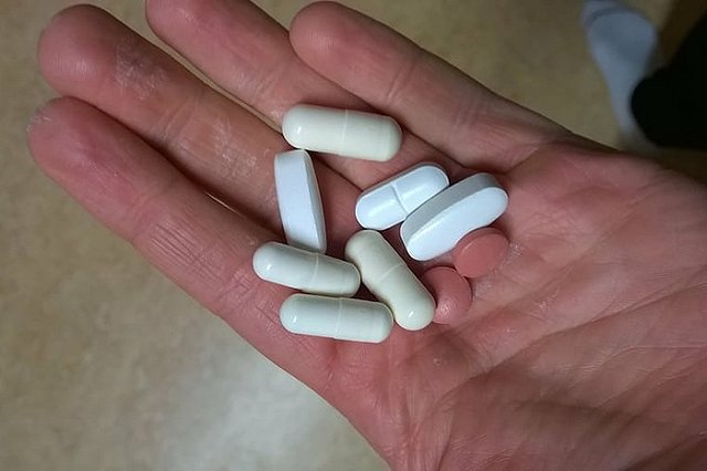 «Не заработал». В Свердловской области суд отказался выпускать по УДО шарлатана по продаже БАДов