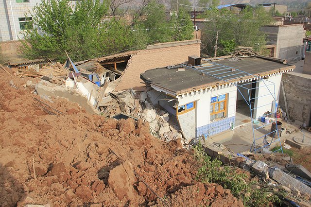 Оползень в Мьянме. 99 жертв