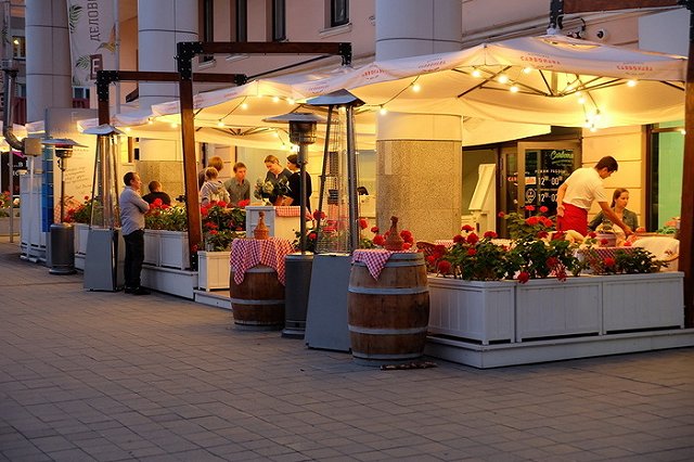 В мэрии посетовали, что екатеринбуржцы не ходят в рестораны, как европейцы