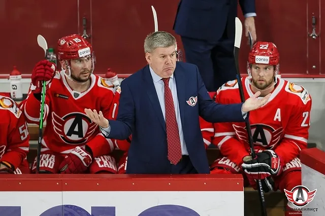 «Автомобилист» уступил «Салавату Юлаеву» в овертайме и продлил серию поражений