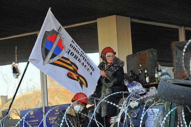 Россия укрепила границу с Донбассом рвами и заграждениями