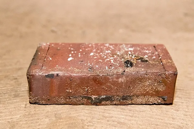 Жителю Мурманской области трижды прислали по почте кирпичи вместо планшета