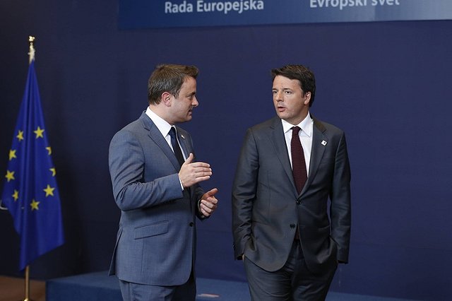 Премьер Италии призвал размежевать мир в Сирии и санкции против РФ