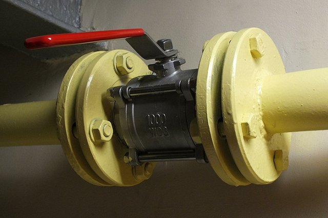 Росалкоголь остановил работу подпольного водочного цеха в Екатеринбурге