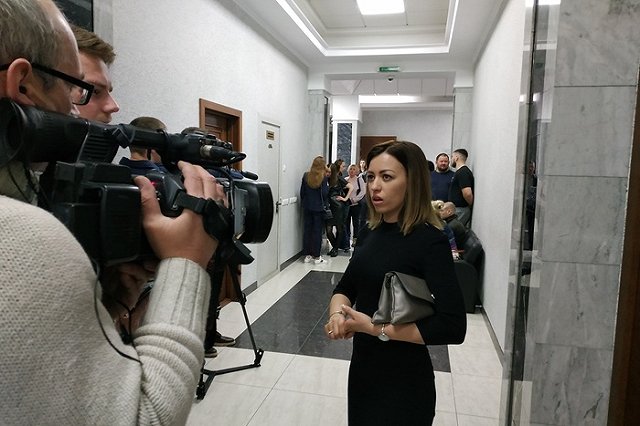 Фитнес-тренеру, осужденному за мастурбацию при девочке, предъявили иск на 2 млн