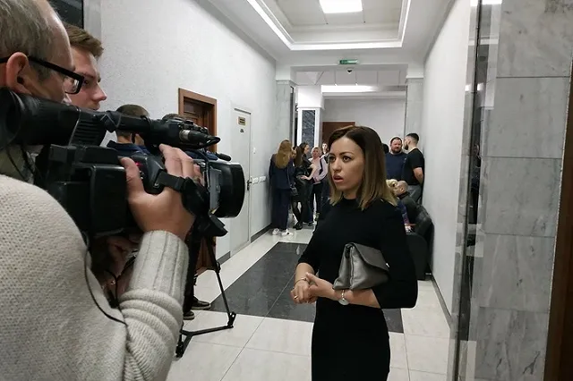 Фитнес-тренеру, осужденному за мастурбацию при девочке, предъявили иск на 2 млн