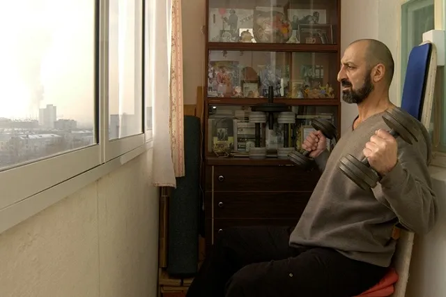 В ВОЗ рассказали, как, сидя дома в изоляции, оставаться физически активными