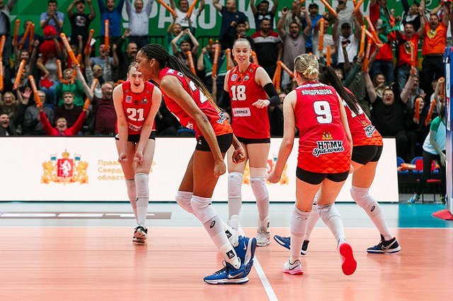 Расист и женоненавистник: Губерниев назвал хамами команду и тренера, обозвавшего «Уралочку» обезьяной