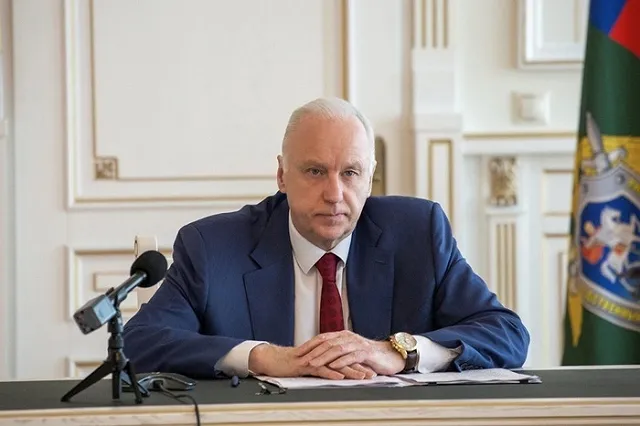 Глава СК поручил возбудить уголовное дело на лапавшего прохожих девушек студента из Йемена