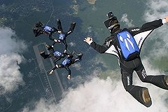 Екатеринбург примет всероссийские соревнования парашютистов