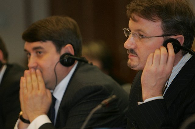 Греф предсказал дальнейший обвал рубля