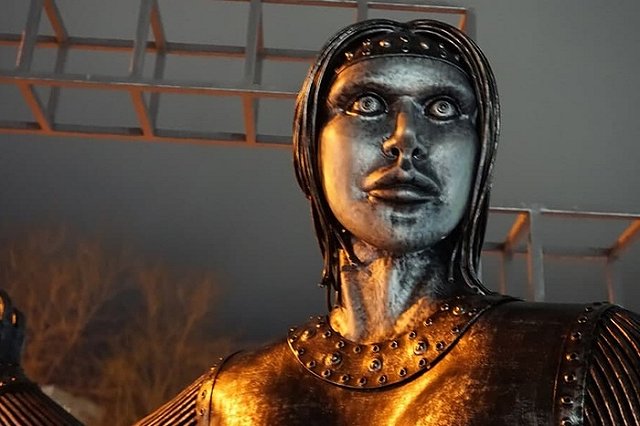 Памятник Алёнке продали с аукциона за миллионы рублей