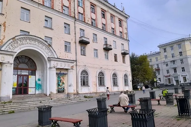 Екатеринбуржцев приглашают обсудить благоустройство площади у кинотеатра «Заря»