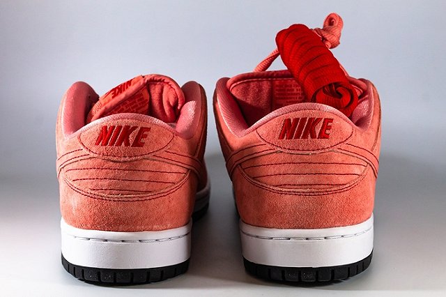 Nike закрыл продажи в России
