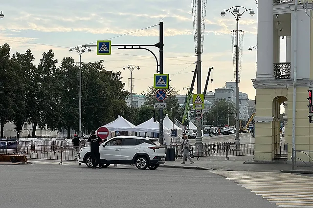 В шести городах Свердловской области автоинспекторы ограничат движение транспорта