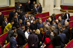 Фракцию «регионалов» в Раде покинули полсотни депутатов