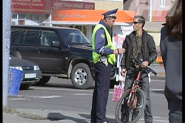 Челябинец получил 4,5 года общего режима за вывихнутое плечо сотруднику ДПС