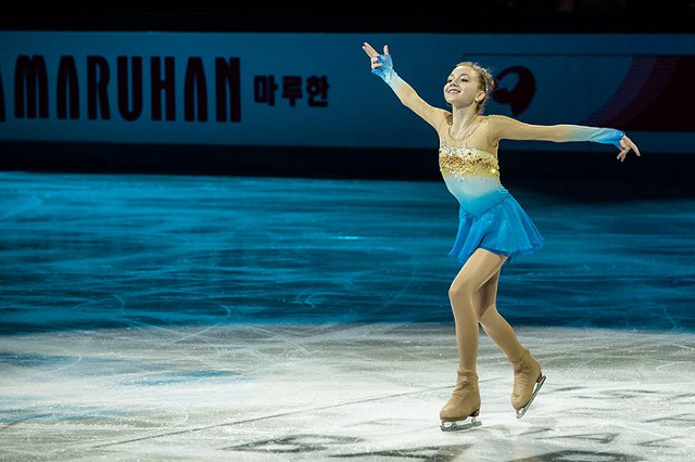 Россиянка Радионова выиграла этап Гран-при по фигурному катанию