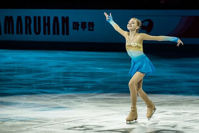 Россиянка Радионова выиграла этап Гран-при по фигурному катанию
