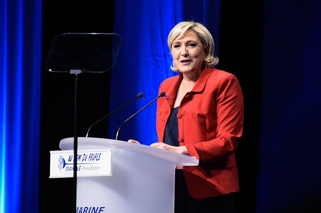 Ле Пен поддержала вето России на резолюцию СБ ООН по химатаке в Сирии