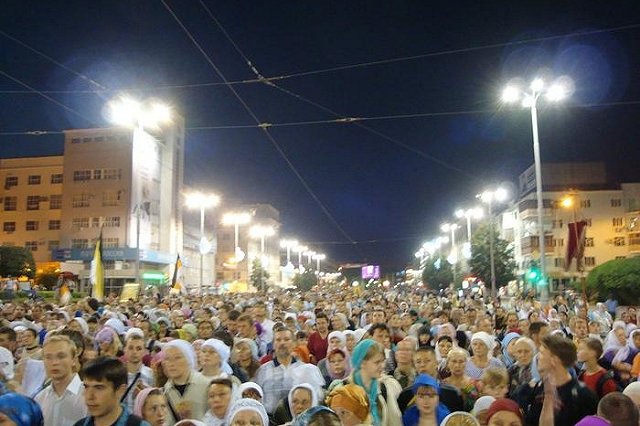 Свердловские власти согласовали проведение двух крестных ходов в «Царские дни»