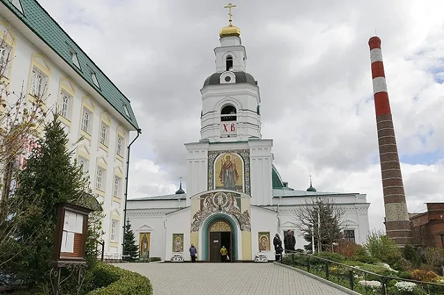 В Храме-на-Крови впервые в России открылся филиал ЗАГСа