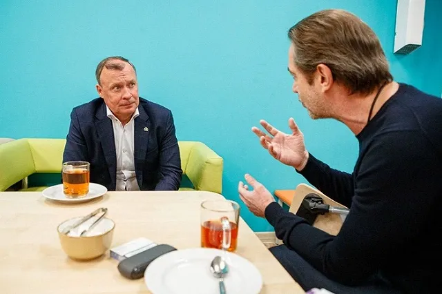 Мэр Екатеринбурга сообщил о встрече с актером Машковым