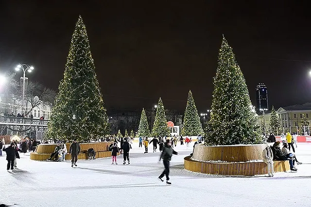 Начавшаяся сегодня рабочая неделя продлится всего два дня