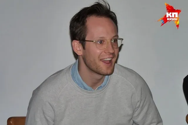 Звезда «Интернов» рассказал о жизни в России после своего камингаута