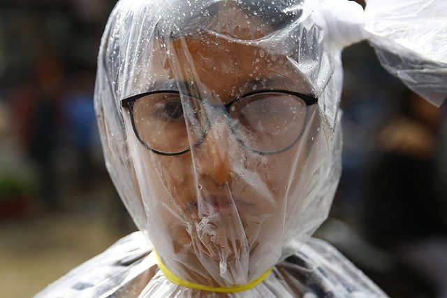 Екатеринбуржцы сообщают о мощном выбросе вредных веществ на Вторчермете