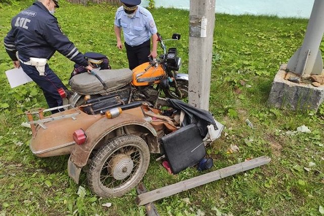 В Свердловской области вынесли приговор мужчине, который в ДТП едва не погубил своих детей