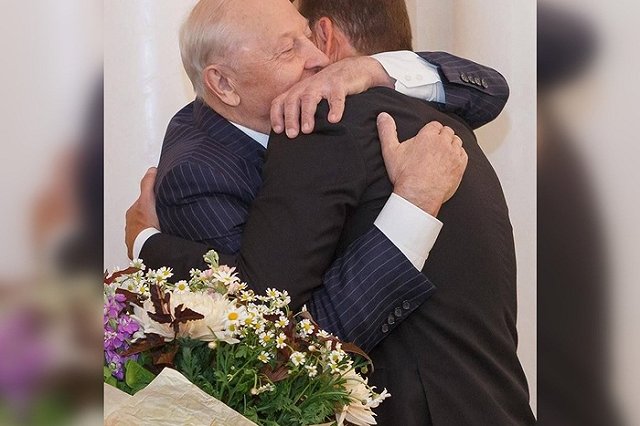 Куйвашев нашел новую работу Эдуарду Росселю