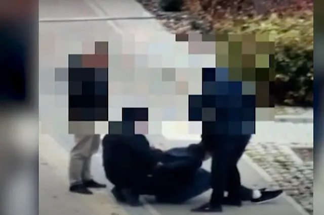 В Екатеринбурге у журналиста похитили машину