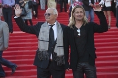 Михалков засудил РИА Новости и Forbes