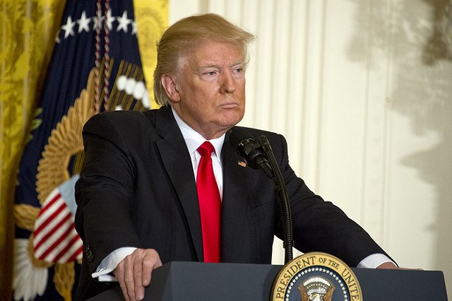 Трамп пожаловался на унаследованный от Обамы бардак в США и за рубежом