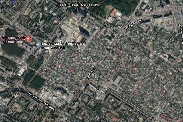 В Екатеринбурге строители продлили закрытие улицы в Юго-Западном районе