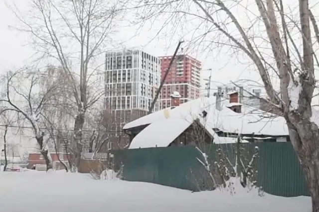 «Отключают регулярно»: в Цыганском поселке на Юго-Западе пропало электричество