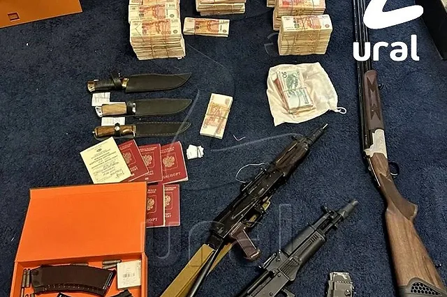 В Кольцово задержали семейную пару по подозрению в обналичивании сотен милионов